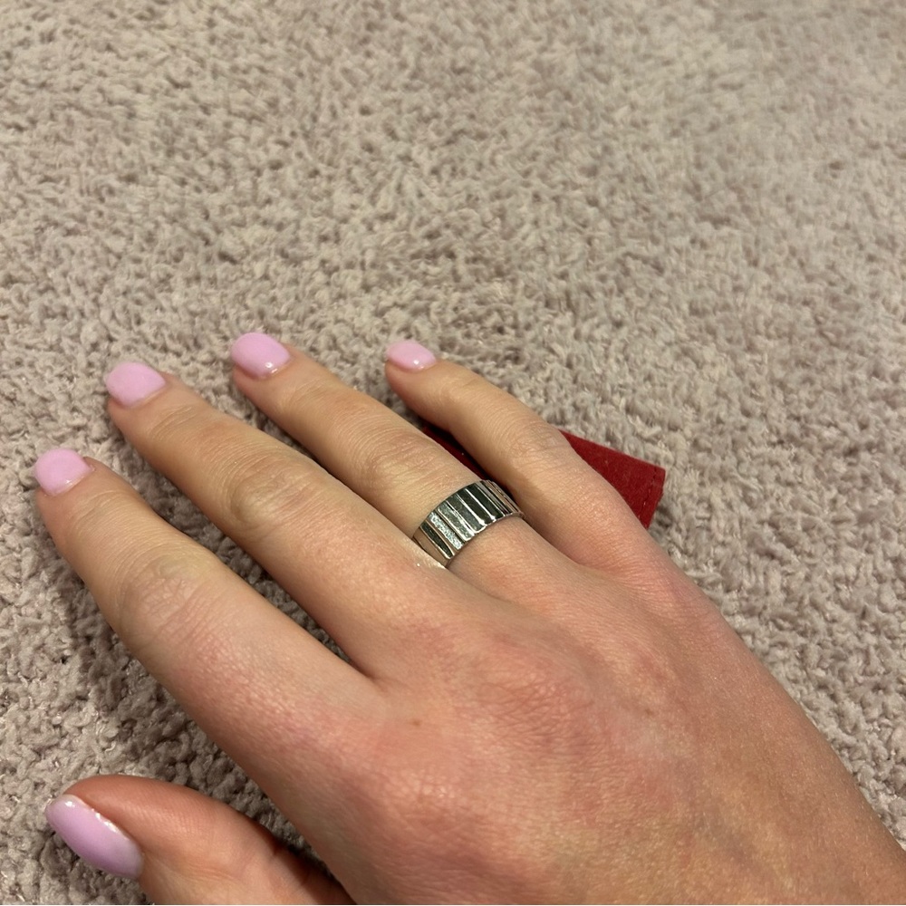 Aurate Silver Ribbed Band Ring - Picture 8 of 8